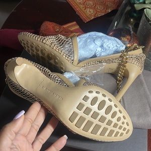Bottega véneta brand new include box.. mesh sandals beige heels 100mm